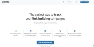 Screenshot of the Linkody homepage featuring the headline 'The easiest way to track your link building campaigns' with core feature value propositions and a free trial call to action.